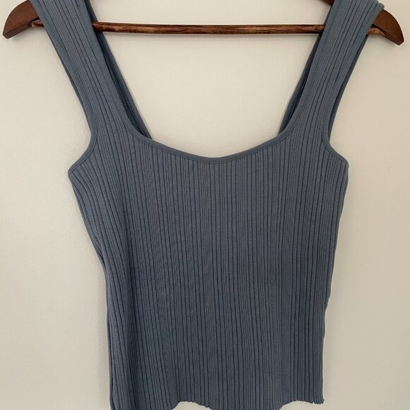 Vince Rib Sweetheart-Neck Camisole, Size S, Pre-Owned, Fair Condition - Picture 4 of 9